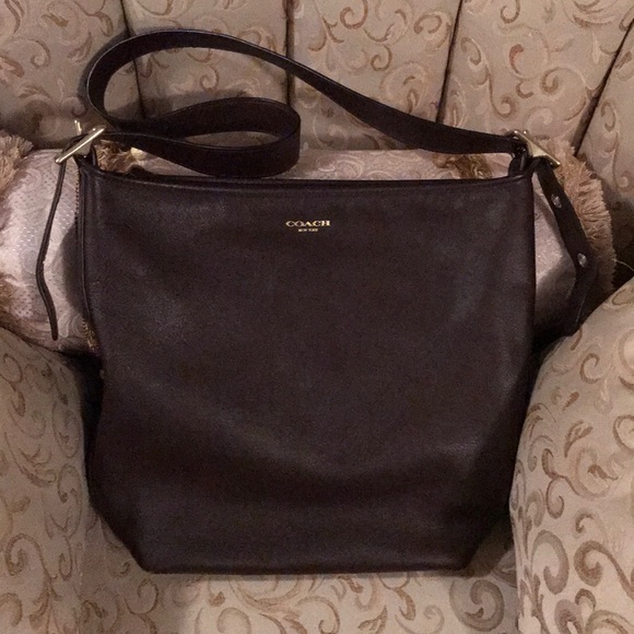 Coach Handbags - VGUC~Coach Leather Bucket Bag